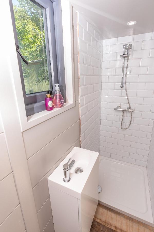 Sunset Cabins - Studio Pod-Sleeps 3-Tjsssc Barnstaple Esterno foto